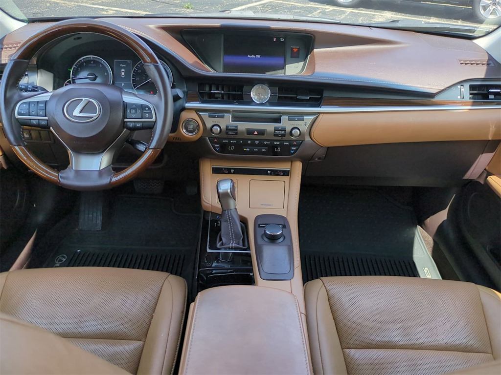 Thumbnail: 2017 Lexus ES - 8