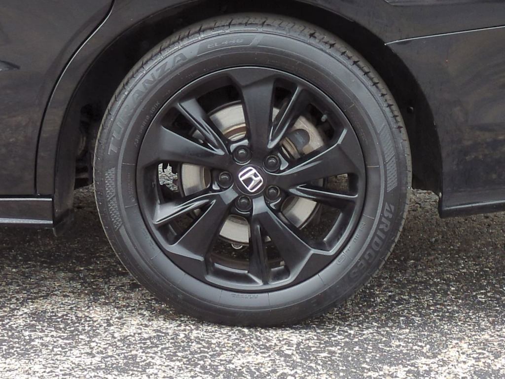 Thumbnail: 2023 Honda Odyssey - 8