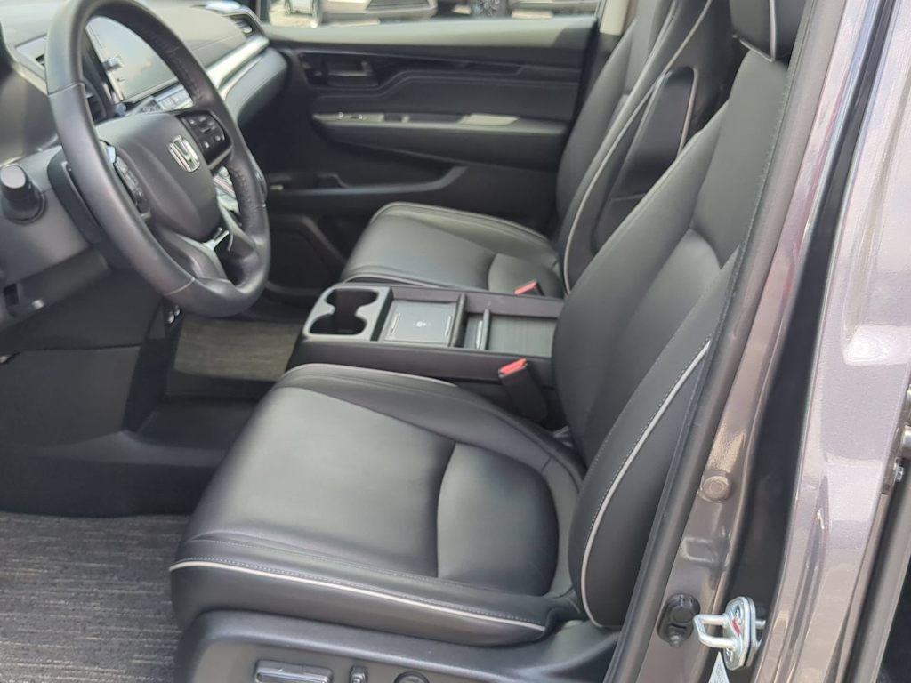 Thumbnail: 2025 Honda Odyssey - 10