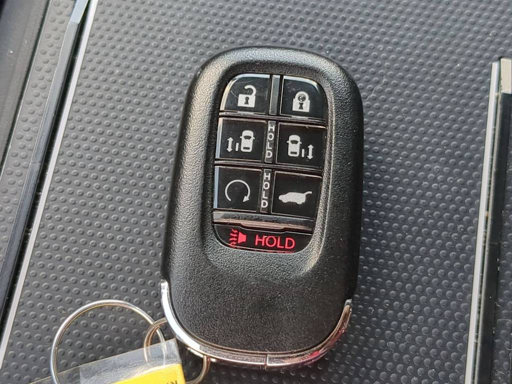 Thumbnail: 2025 Honda Odyssey - 17