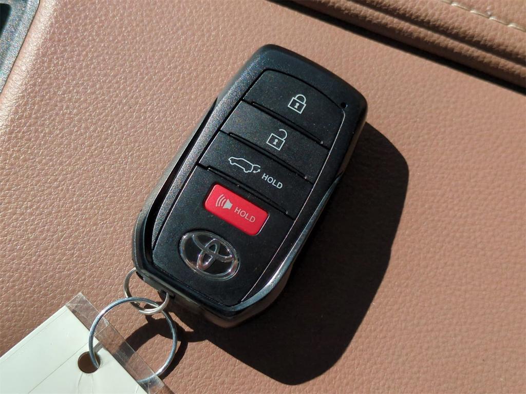 Thumbnail: 2024 Toyota Grand Highlander - 18