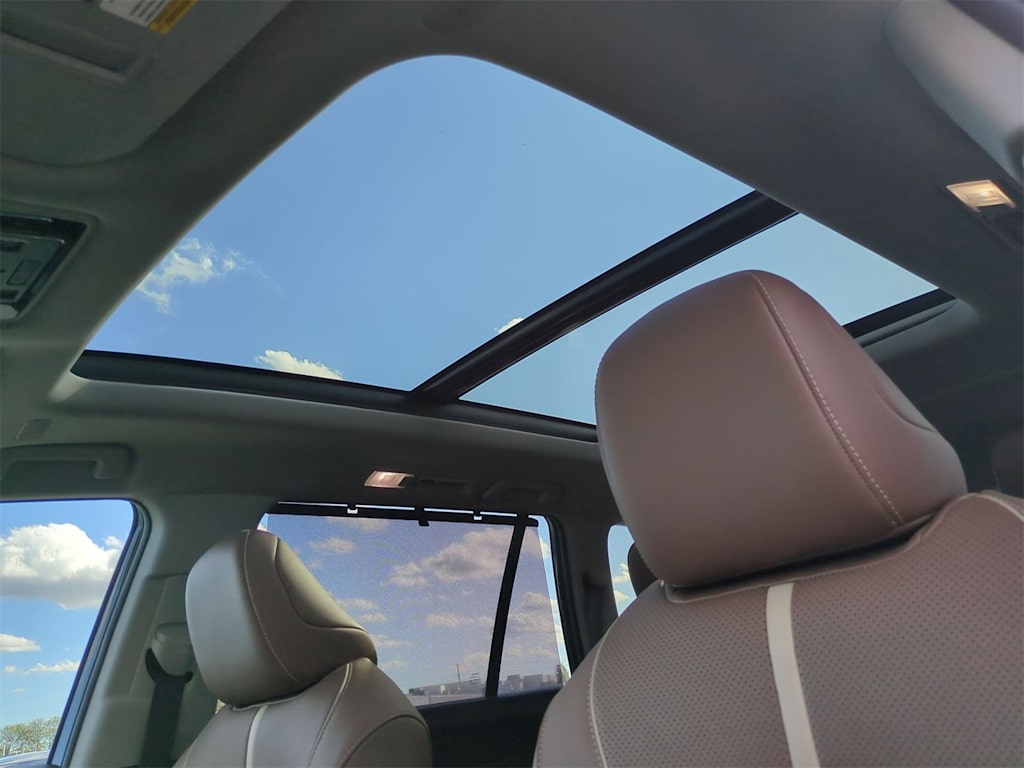 Thumbnail: 2024 Toyota Grand Highlander - 26