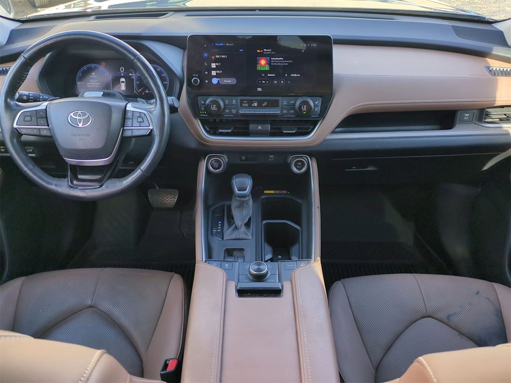 Thumbnail: 2024 Toyota Grand Highlander - 9