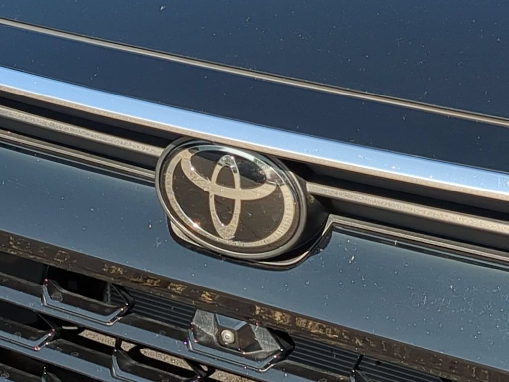 Thumbnail: 2024 Toyota Grand Highlander - 7