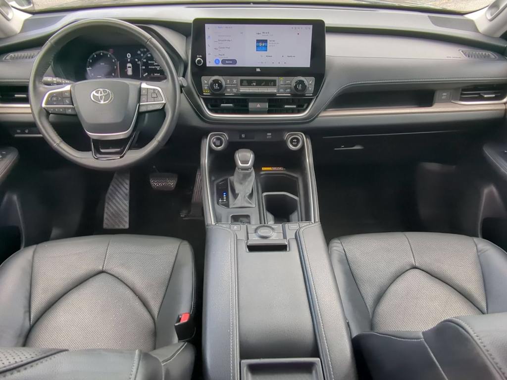 Thumbnail: 2024 Toyota Grand Highlander - 8