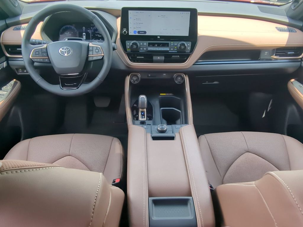 Thumbnail: 2026 Toyota Grand Highlander - 9