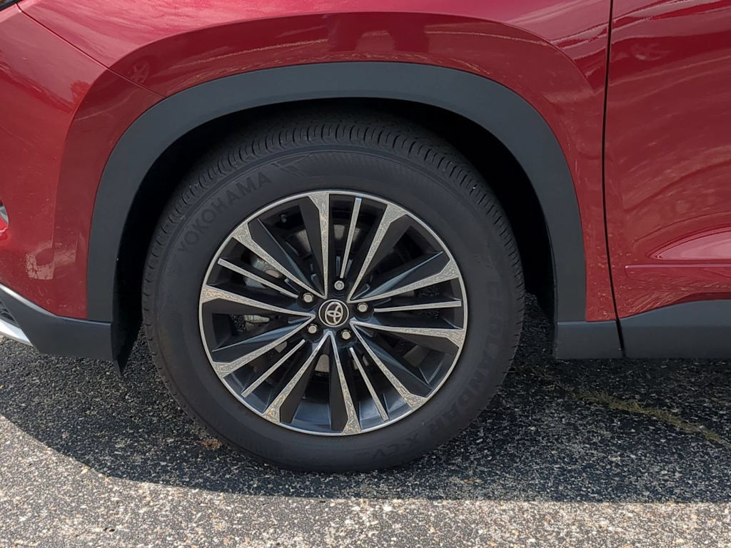 Thumbnail: 2026 Toyota Grand Highlander - 8