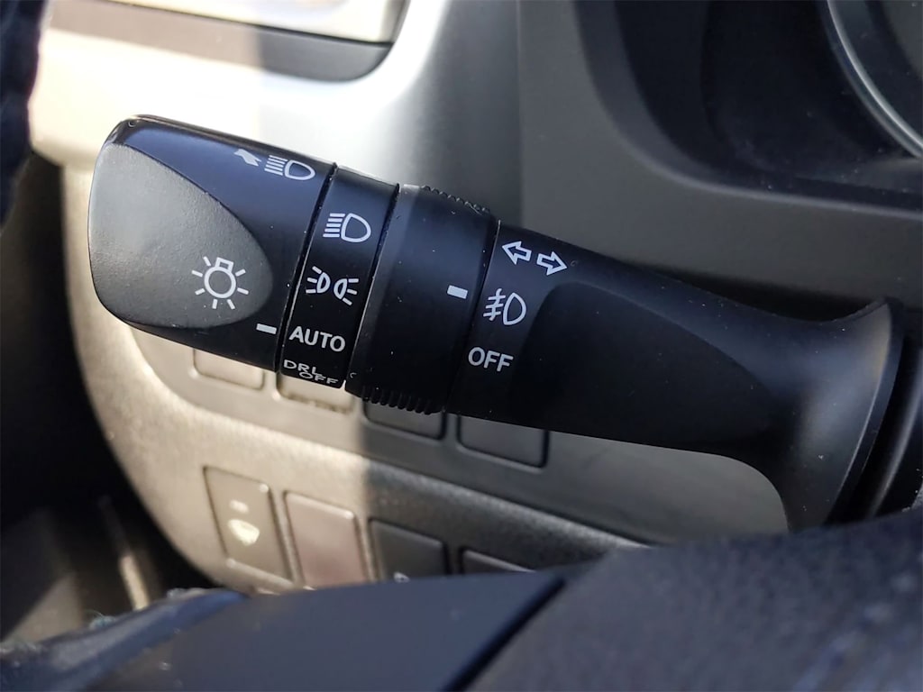 2016 Toyota Highlander Limited 32
