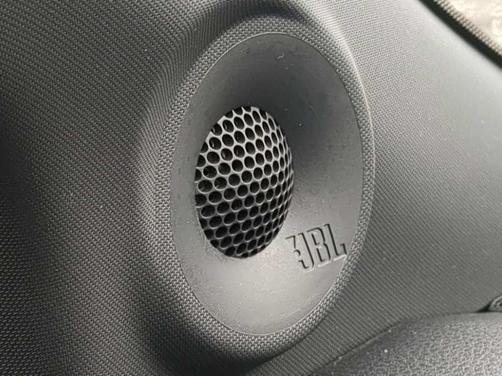 Thumbnail: 2023 Toyota Sienna - 33