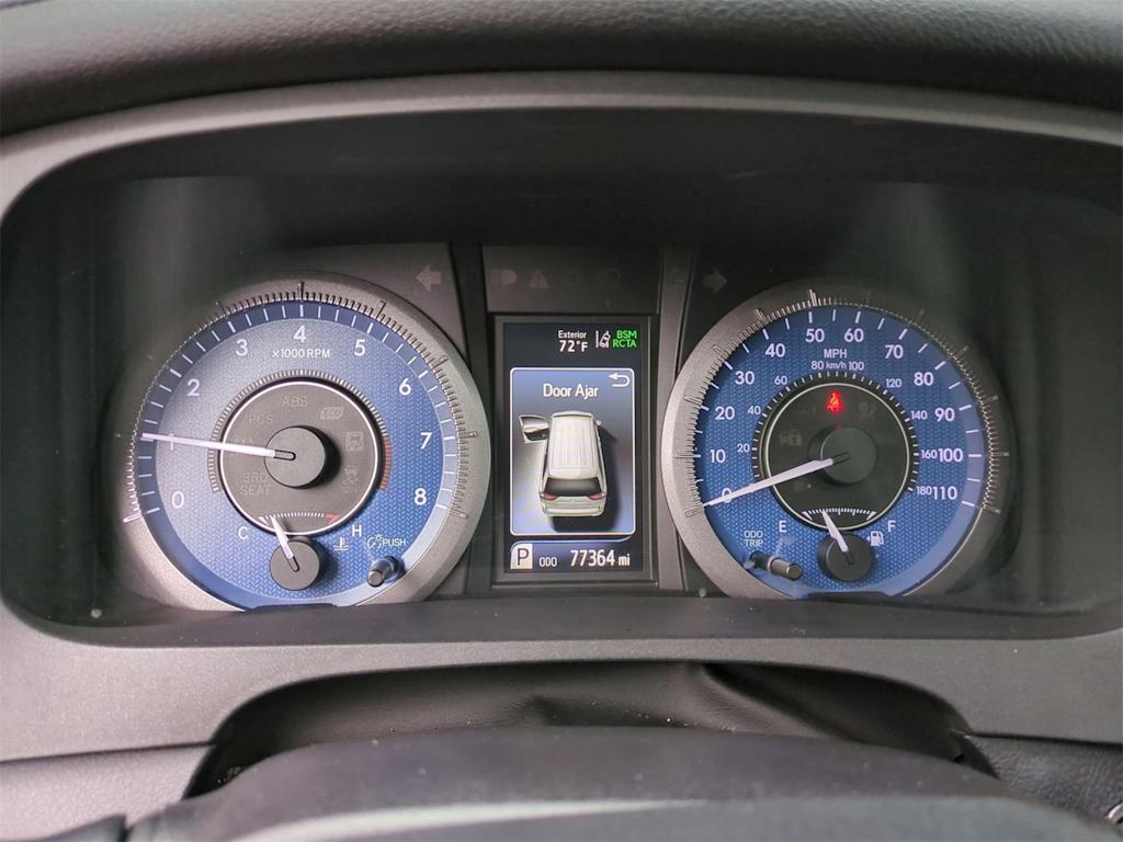 2019 Toyota Sienna Limited 16