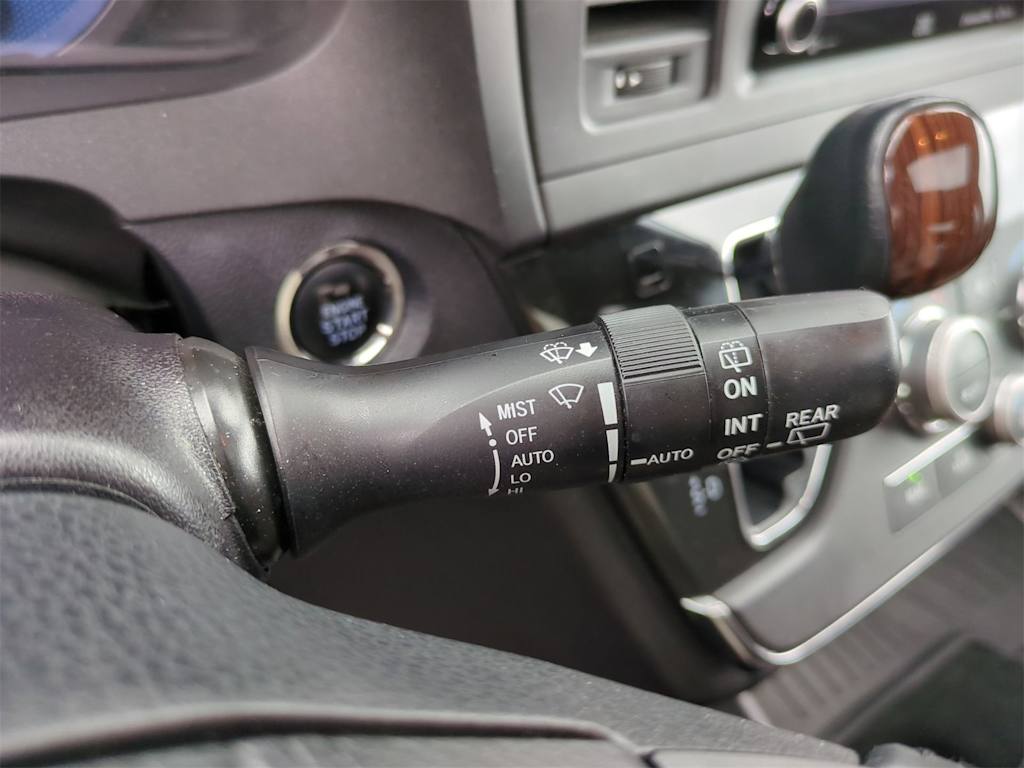 2019 Toyota Sienna Limited 28