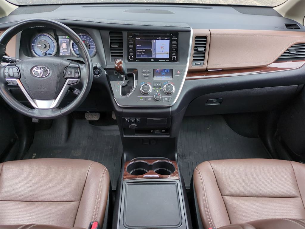 2019 Toyota Sienna Limited 9