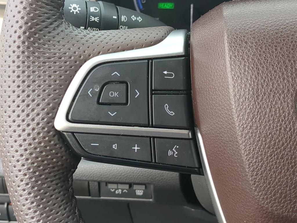 Thumbnail: 2024 Toyota Sienna - 27
