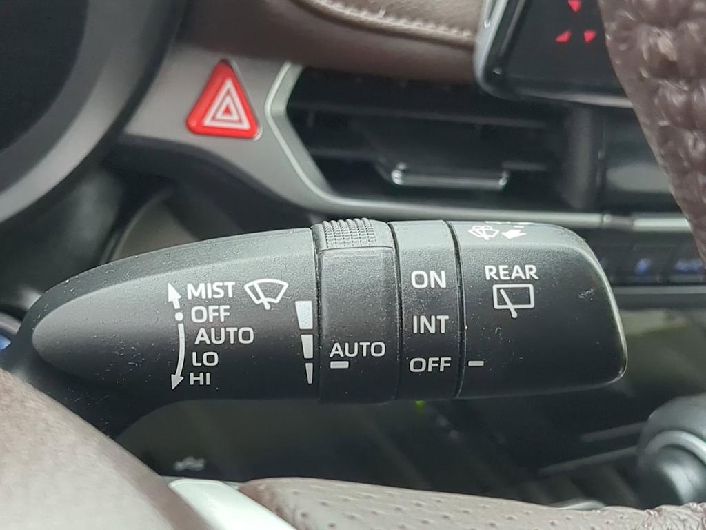 Thumbnail: 2022 Toyota Sienna - 16