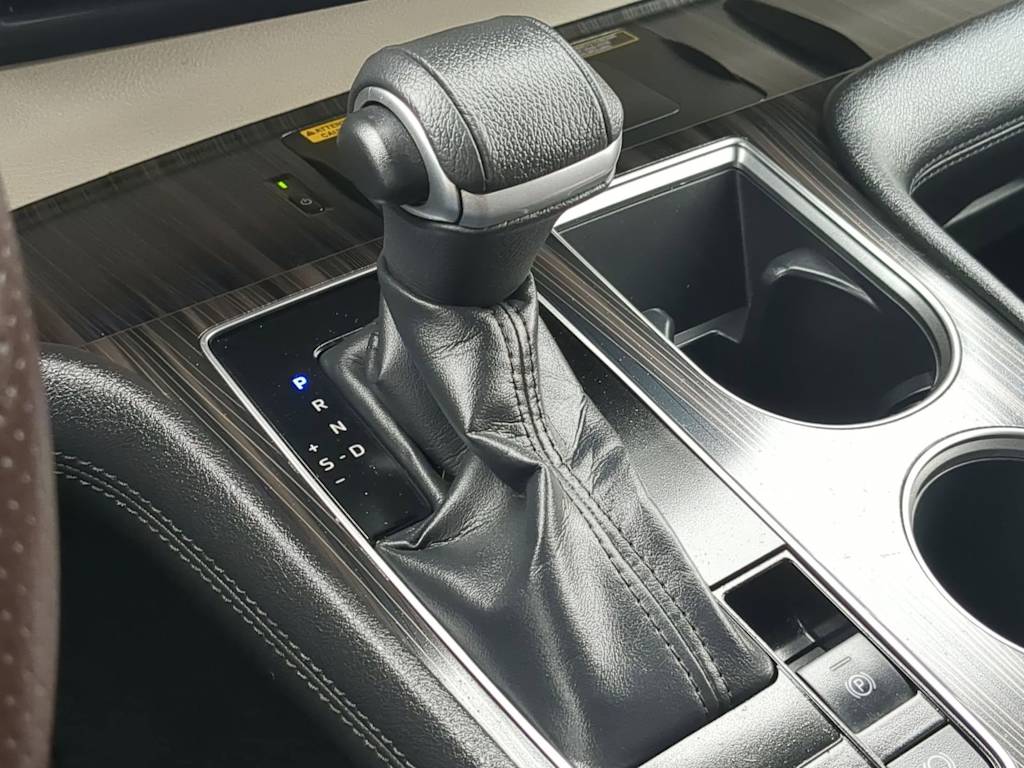 Thumbnail: 2022 Toyota Sienna - 15