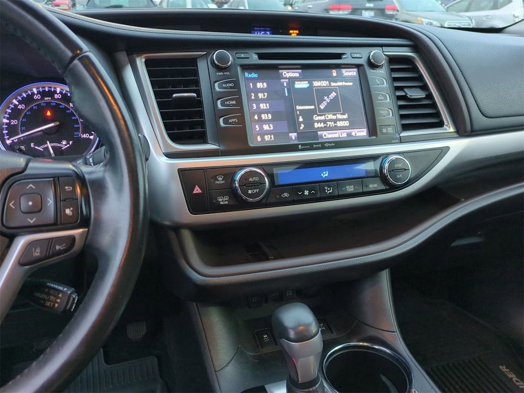 2019 Toyota Highlander XLE 14