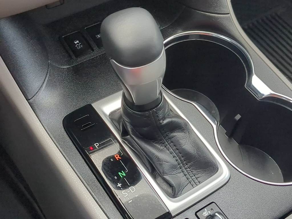 Thumbnail: 2018 Toyota Highlander - 15
