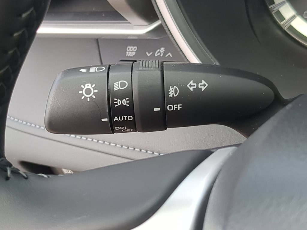 Thumbnail: 2026 Toyota Highlander - 30