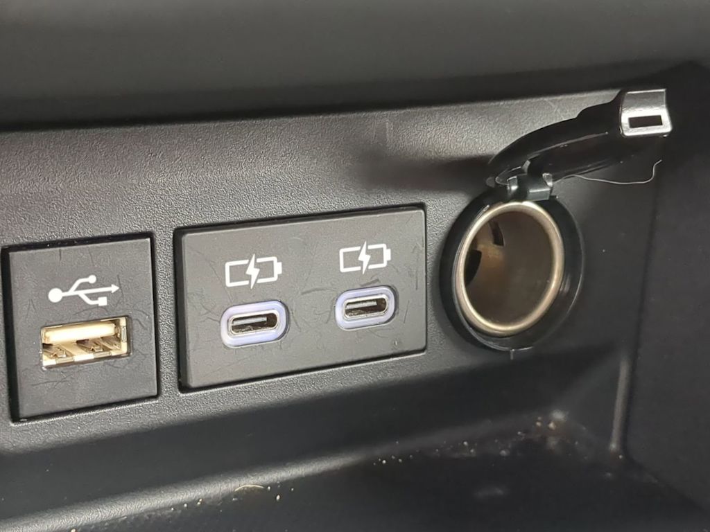 Thumbnail: 2025 Toyota Highlander - 41