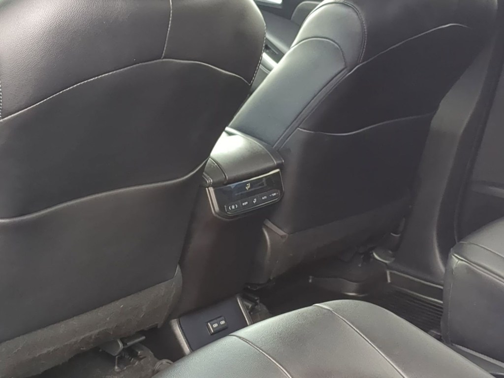 Thumbnail: 2023 Toyota Highlander - 26