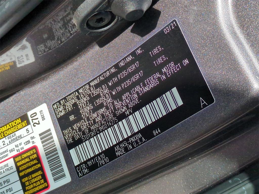 Thumbnail: 2021 Toyota Sienna - 18