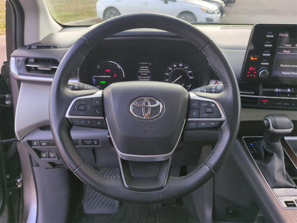 Thumbnail: 2021 Toyota Sienna - 12