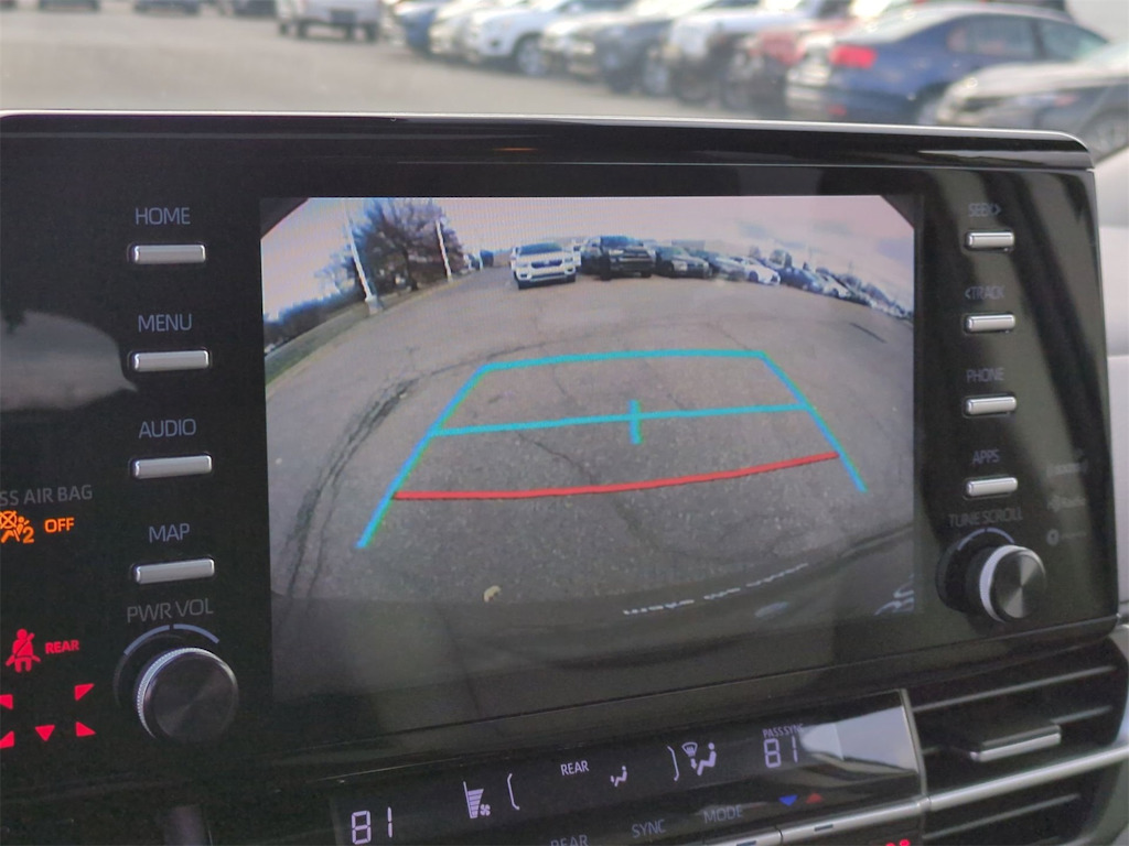 Thumbnail: 2021 Toyota Sienna - 33