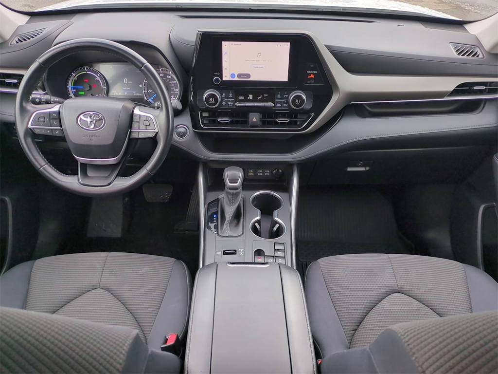 Thumbnail: 2023 Toyota Highlander - 9