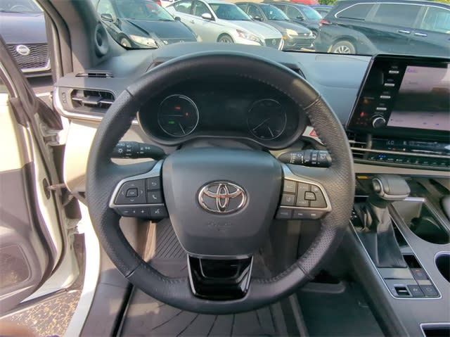 2021 Toyota Sienna Limited 13