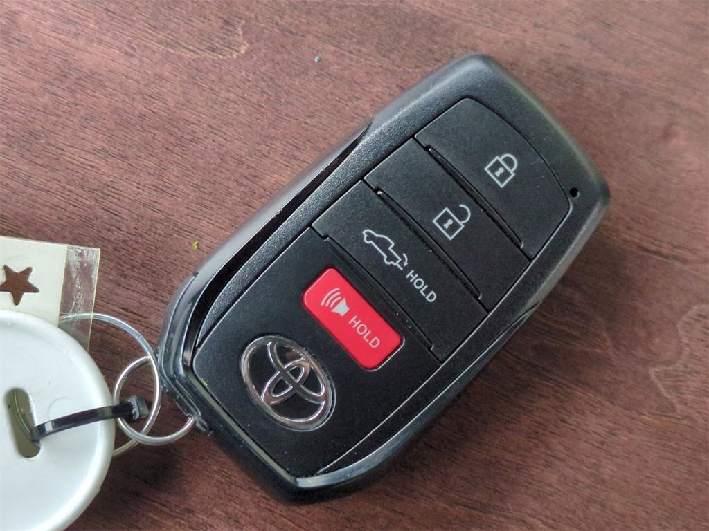 Thumbnail: 2023 Toyota Tundra - 35