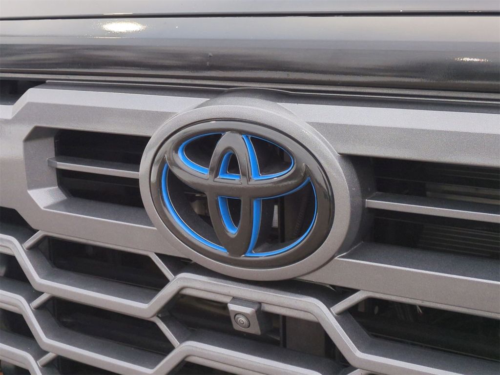 Thumbnail: 2023 Toyota Tundra - 6