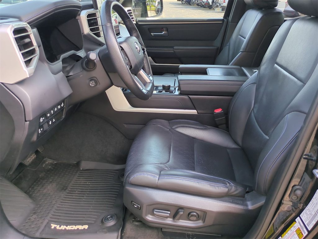 Thumbnail: 2024 Toyota Tundra - 10