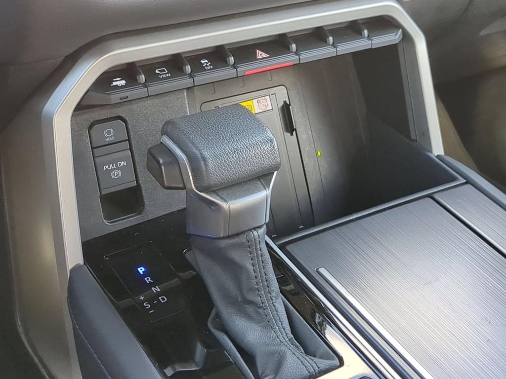 Thumbnail: 2023 Toyota Tundra - 14