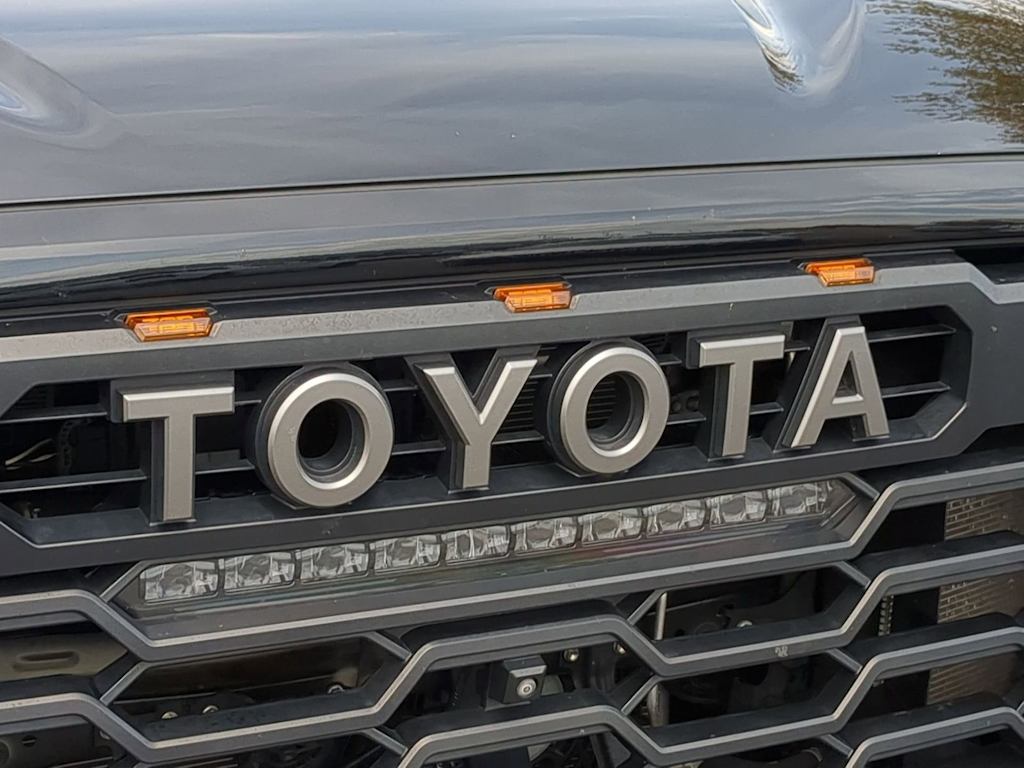 Thumbnail: 2023 Toyota Tundra - 7
