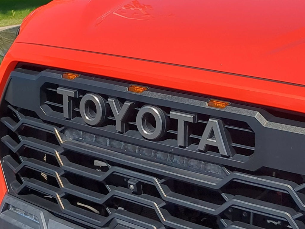 Thumbnail: 2023 Toyota Tundra - 6