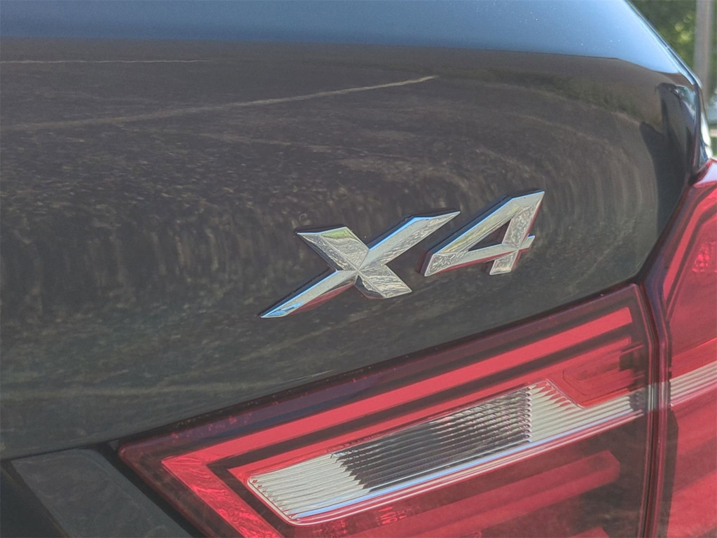 Thumbnail: 2018 BMW X4 - 23