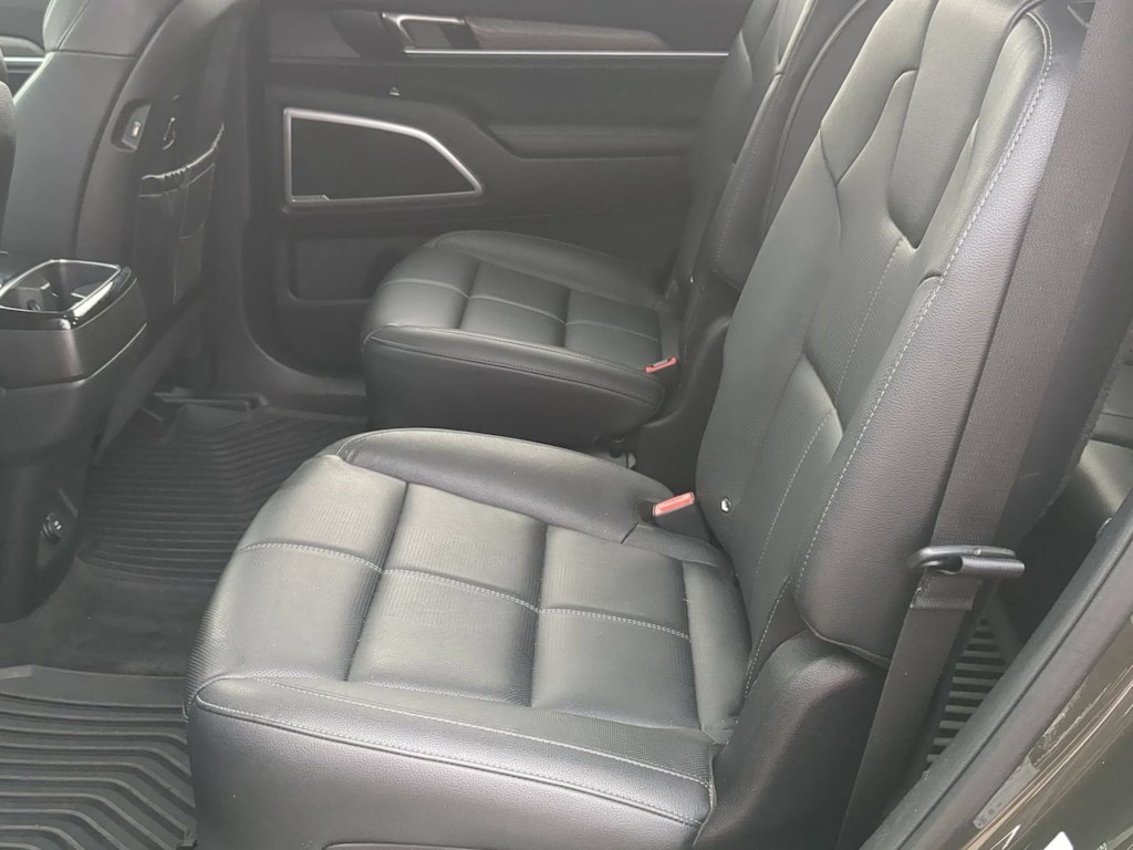 Thumbnail: 2021 Kia Telluride - 12