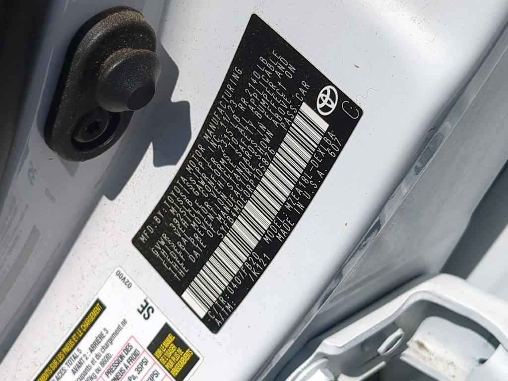 Thumbnail: 2024 Toyota Corolla - 32