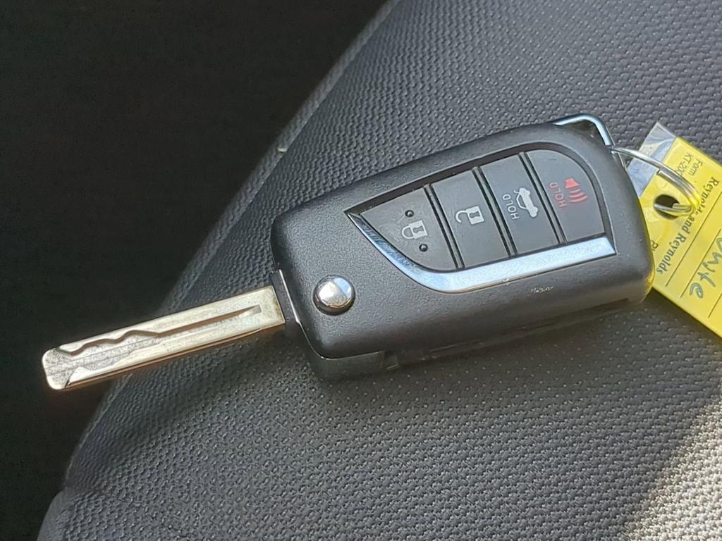 Thumbnail: 2024 Toyota Corolla - 16