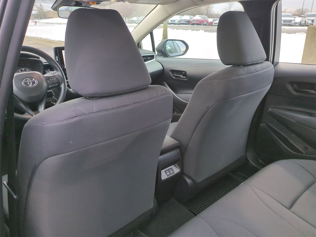 Thumbnail: 2025 Toyota Corolla - 10