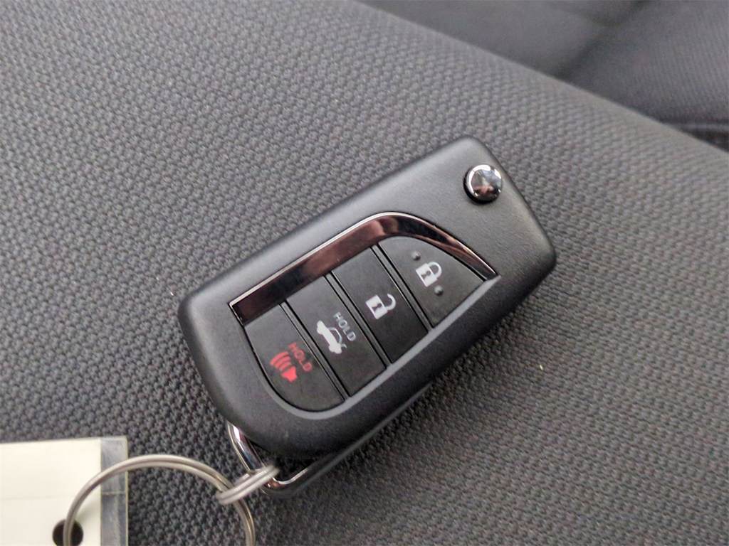 Thumbnail: 2025 Toyota Corolla - 16