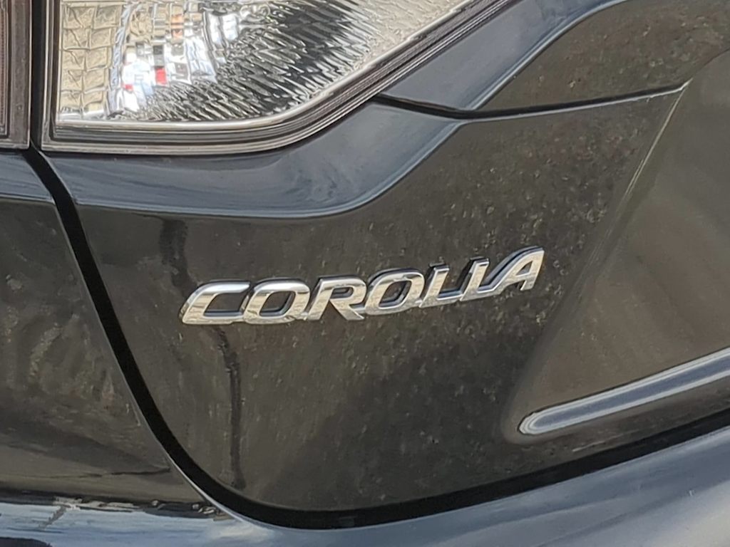 Thumbnail: 2025 Toyota Corolla - 24
