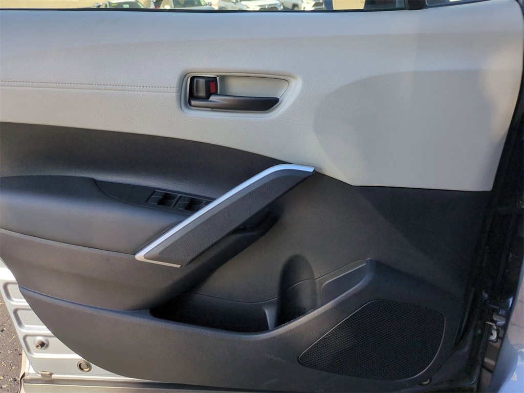 Thumbnail: 2025 Toyota Corolla Cross - 34