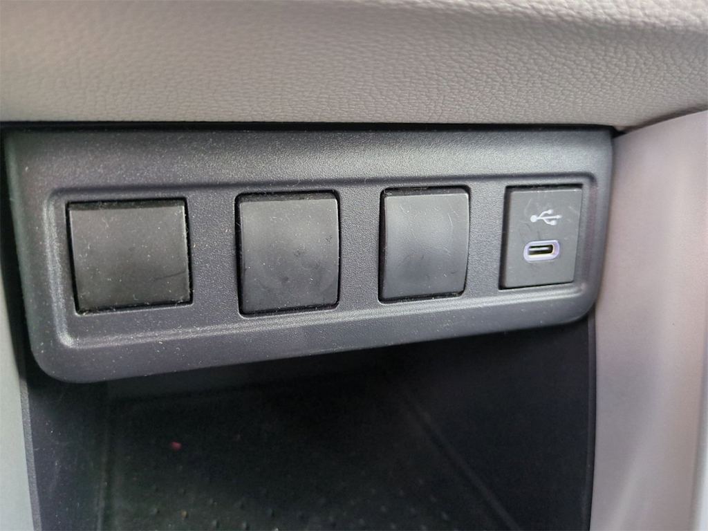 Thumbnail: 2025 Toyota Corolla Cross - 35