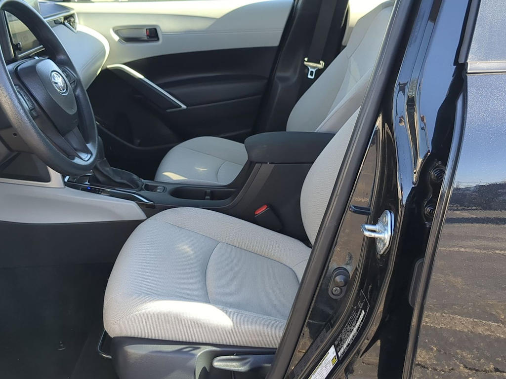 Thumbnail: 2025 Toyota Corolla Cross - 10