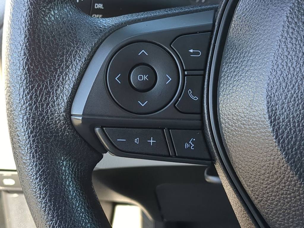 Thumbnail: 2025 Toyota Corolla Cross - 28