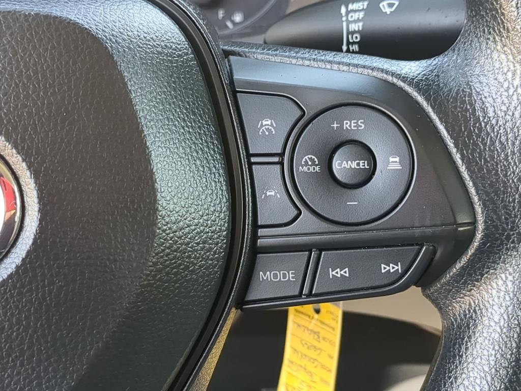 Thumbnail: 2025 Toyota Corolla Cross - 29