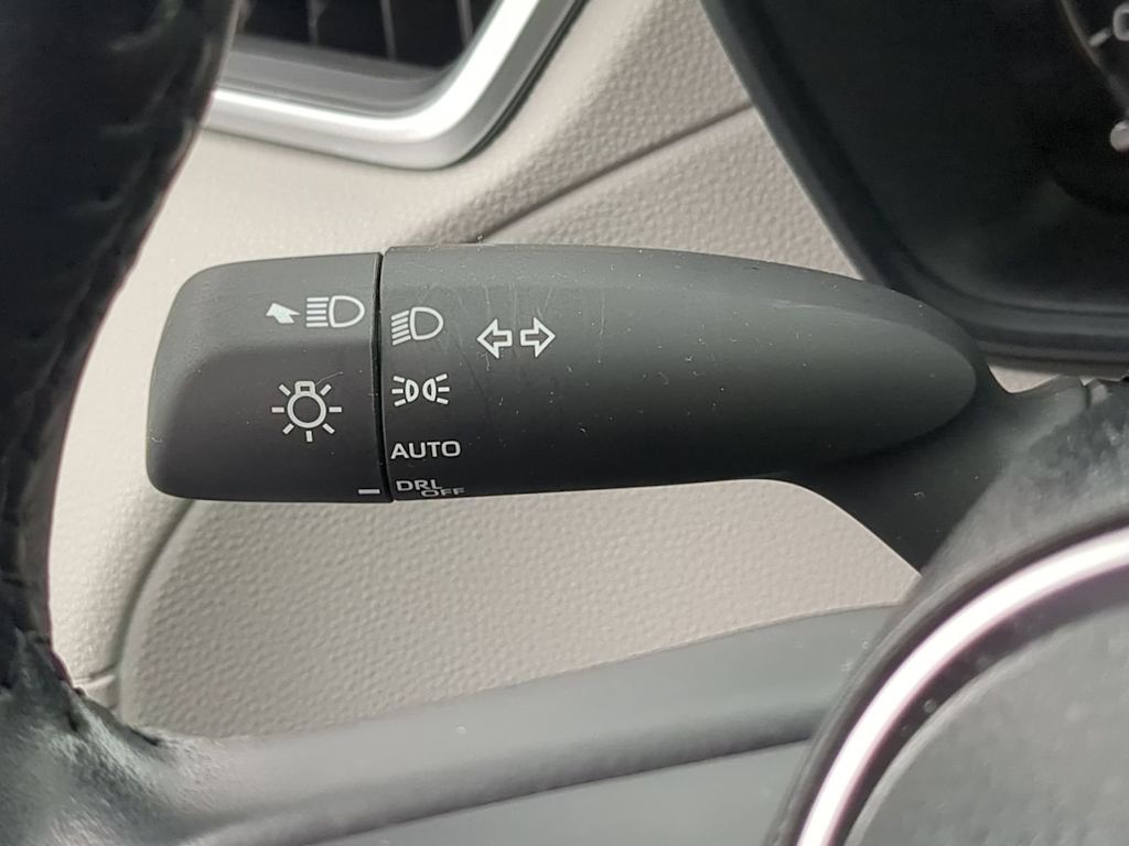 Thumbnail: 2025 Toyota Corolla Cross - 37