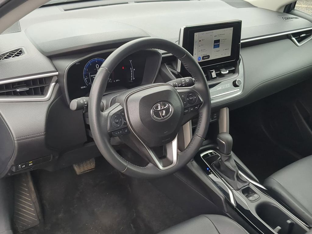 Thumbnail: 2025 Toyota Corolla Cross - 2