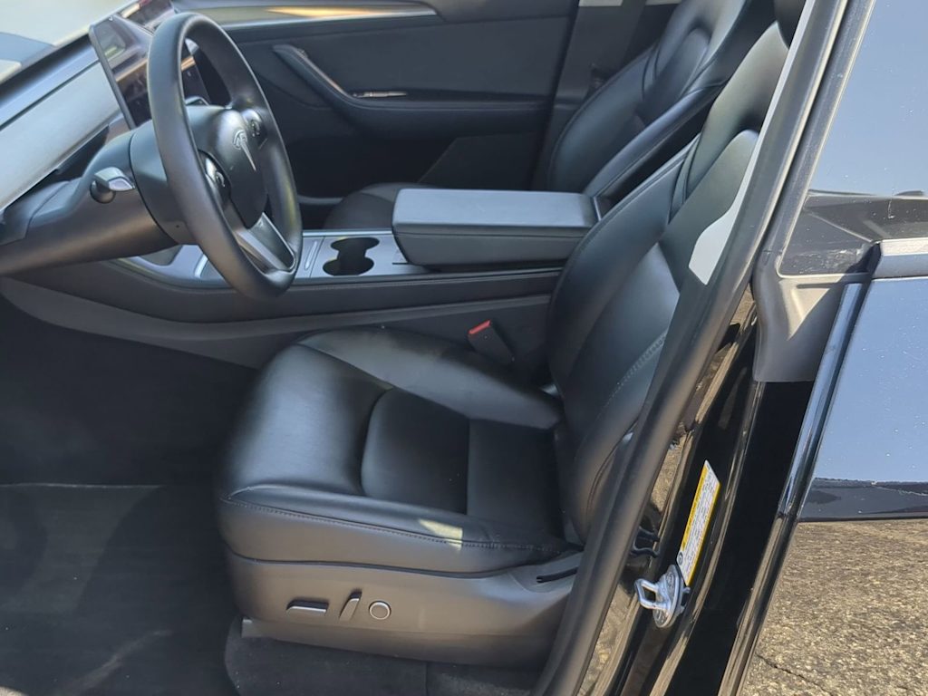 Thumbnail: 2022 Tesla Model Y - 9